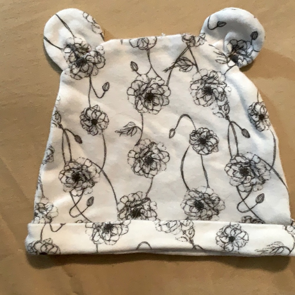 Free with purchase kardashian kids hat